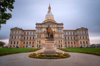 The front of the Michigan State Capital building